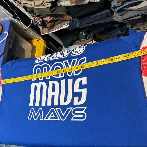 Dallas Mavericks Men’s T-shirt - Picture 5 of 7